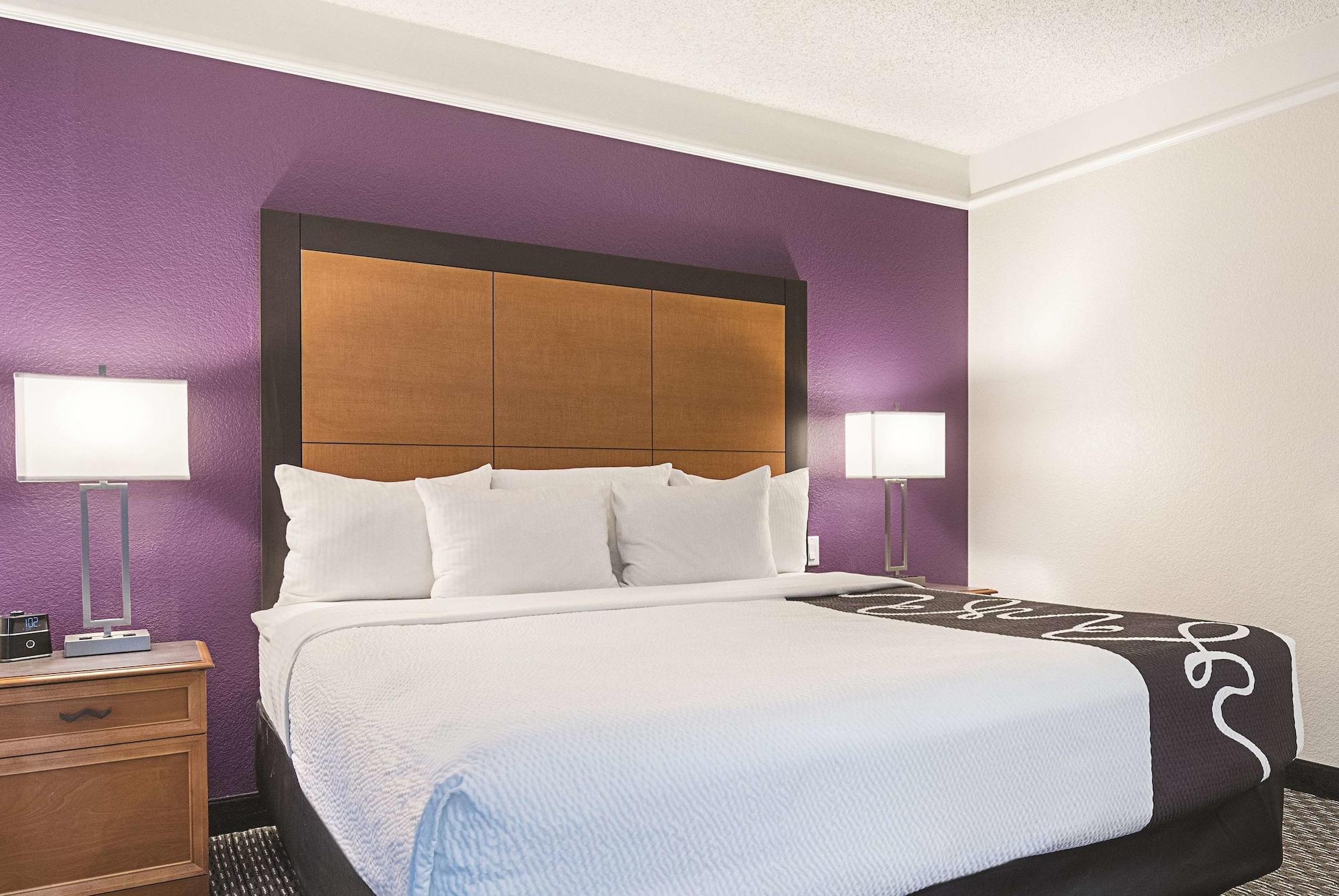 La Quinta Inn & Suites By Wyndham Ontario Airport Exterior foto