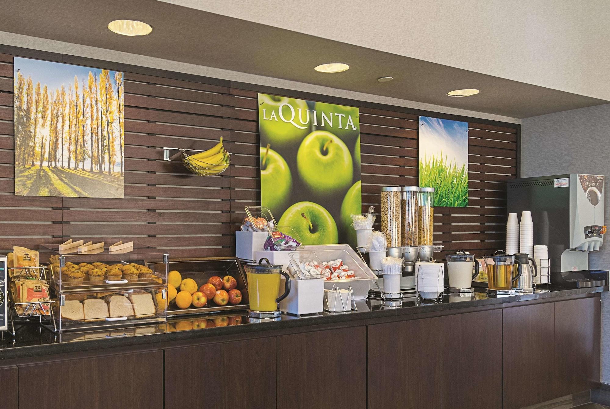 La Quinta Inn & Suites By Wyndham Ontario Airport Exterior foto